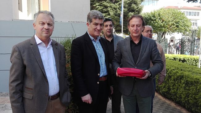 apinidotis dimarxeio