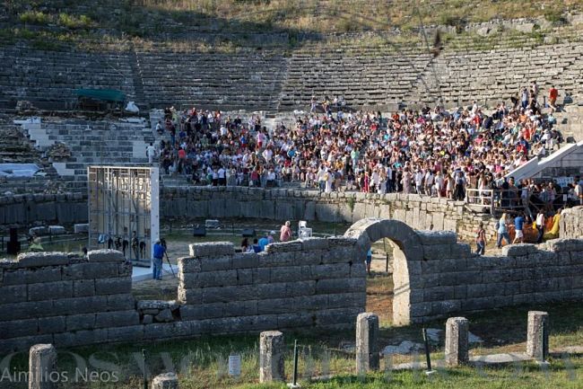 arxaio parastasi