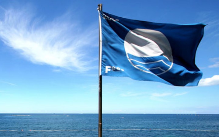 Γαλάζιες Σημαίες για 11 παραλίες της Ηπείρου