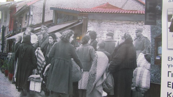 ekdilosi mavili2