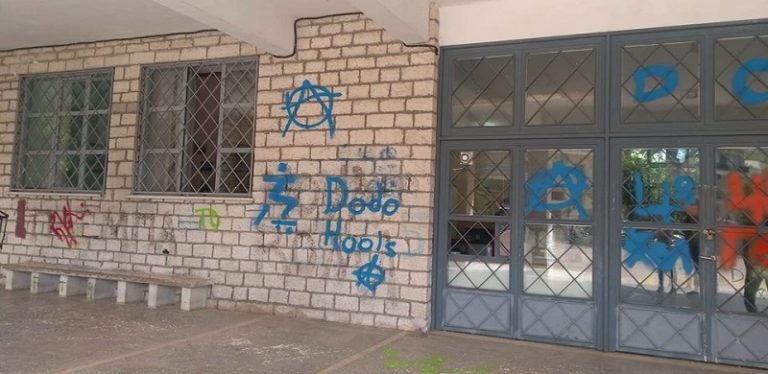 zosimaia vandalismoi1