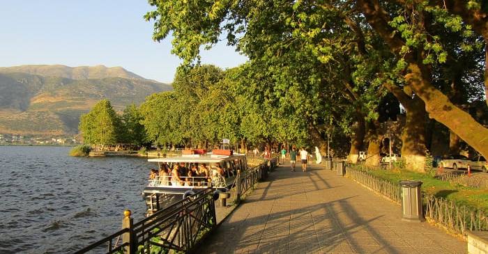 molos kalokairi 2019