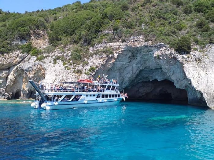 Κρουαζιέρες από την Πάργα σε Παξούς κι Αντίπαξους 1 krouaziera1