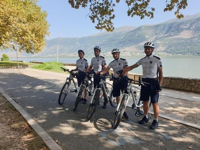 Αστυνομικοί με ποδήλατα και στα Γιάννινα! 1 astinomikoi podilata1