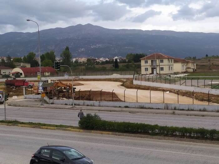 Νιάρχου με ταχείς ρυθμούς… 1 niarxou komvos1