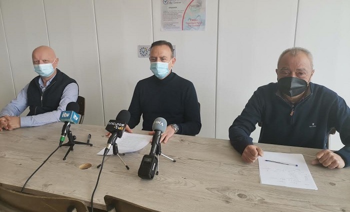 enotita politon mpegkas