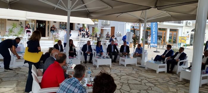 Με φορείς του τουρισμού στα Σύβοτα η Γιάννα Αγγελοπούλου 1 sivota gianna1