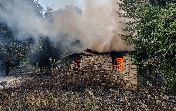 Κινδύνευσε οικισμός στην Άνω Καλεντίνη 1 ano kalentini fotia