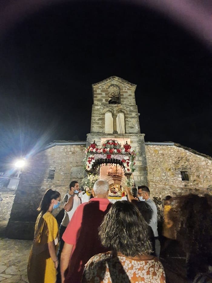 Στον Επιτάφιο της Παναγίας.. ΦΩΤΟ-ΒΙΝΤΕΟ 2 epitafios p2