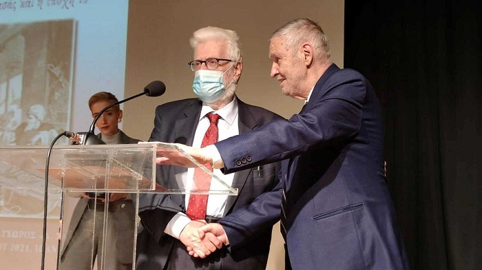 papastayros sinedrio