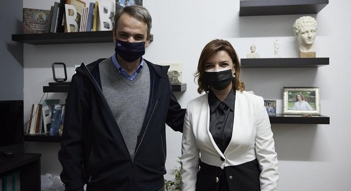 mitsotakis kefala