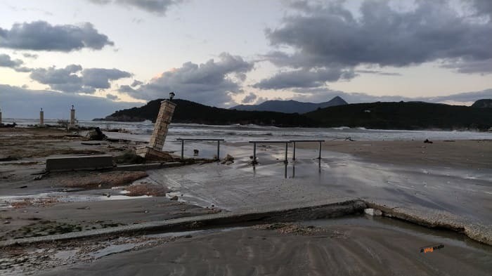 axerontas ammoudia 1