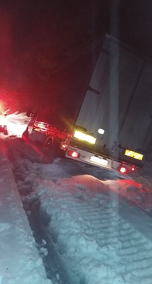 Φορτηγά εγκλωβίστηκαν στον «Κάμπο του Δεσπότη» 2 fortiga