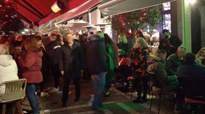 Το αδιαχώρητο στα Γιάννινα.. Όλη η πόλη μια γιορτή 1 paraoni g1