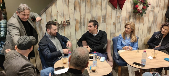 Βόλτα στους πεζοδρόμους και πρώτες συναντήσεις του Αλέξη Τσίπρα 3 tsipras ioannina3