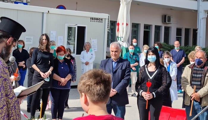 epitafios xatzikosta1