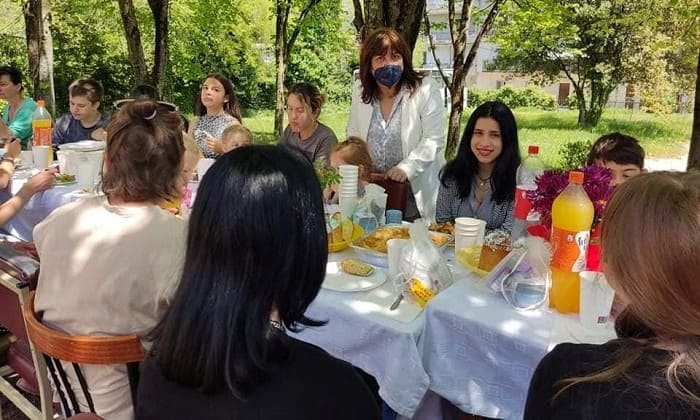 pasxalino trapezi prosfiges