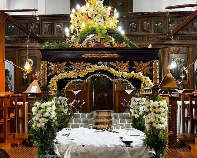 Οι Επιτάφιοι στα χωριά της Κόνιτσας- Φωτορεπορτάζ 13 pournia