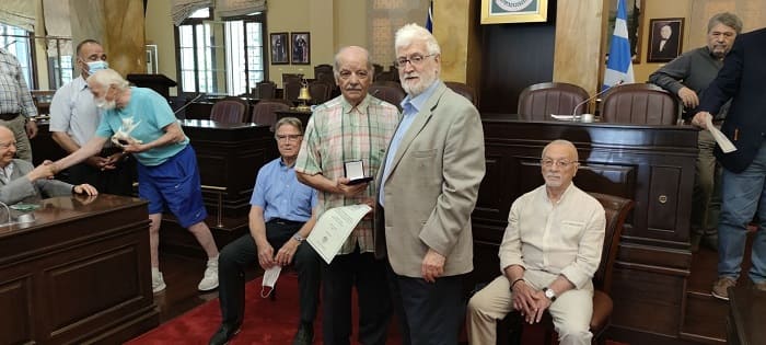 Ο Δήμος τίμησε μεγάλες δόξες του «Άγιαξ της Ηπείρου» 1 vraveusi4