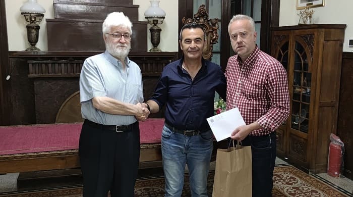 Στο Νησί ο κήπος που βραβεύθηκε.. 1 vraveusi kipos