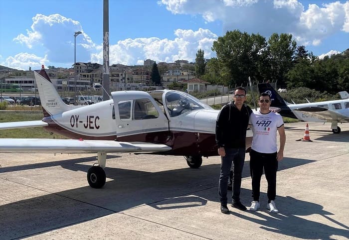 idiotiko aeroplano