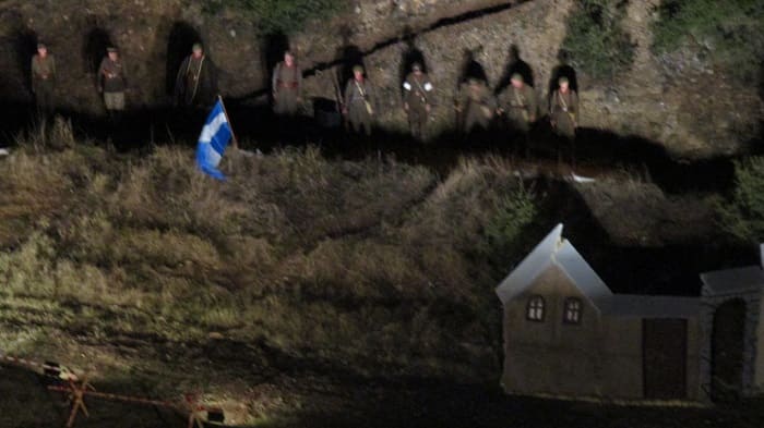 Ρίγη συγκίνησης με την αναπαράσταση της μάχης 2 kalpakia3