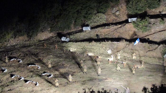 Ρίγη συγκίνησης με την αναπαράσταση της μάχης 3 kalpakia4