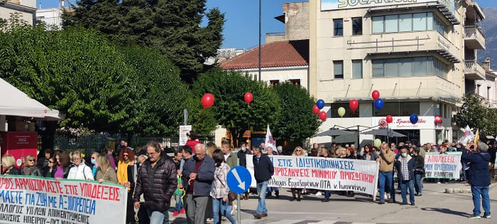 Μαζική η απεργία, χιλιάδες στην πορεία- Φωτορεπορτάζ 3 apergia noemvriou3