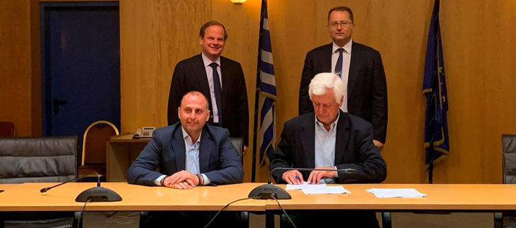 tzoymerka parko stylios karamanlhs 11