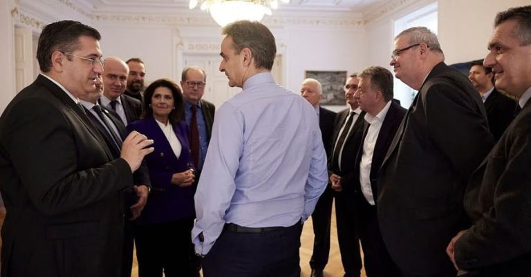 mitsotakis perifereiarxes