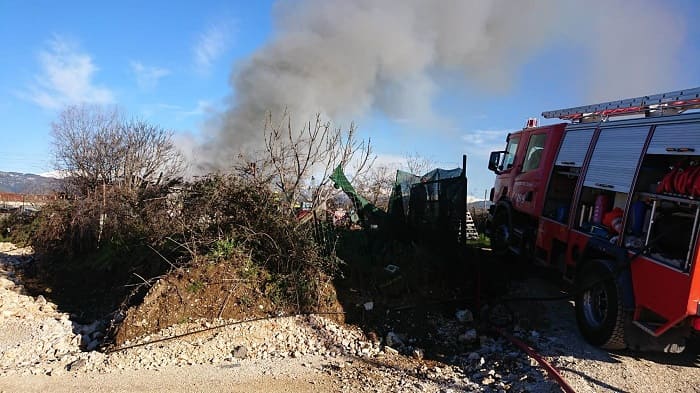 apotiki anatoli fotia