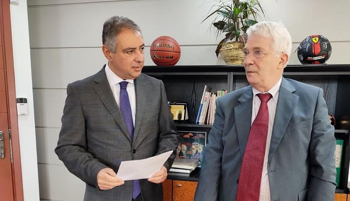 dioikitis nosokomeiou artas