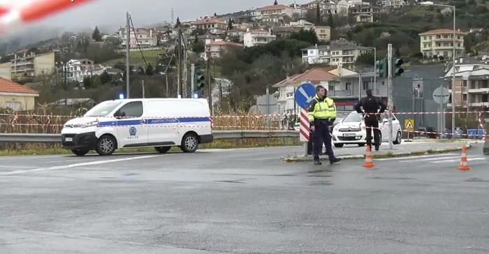 komvos neoxoropoulou