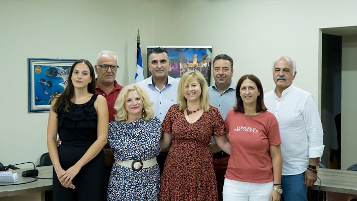 nitsas energoi dimotes