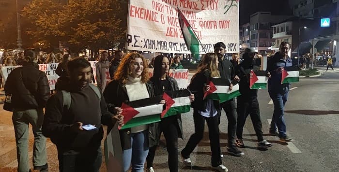 Δύο πορείες, μεγάλη συμμετοχή 1 poreia