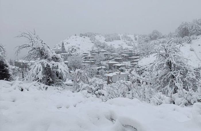 Λευκό τοπίο τα ορεινά της Ηπείρου! 3 milia