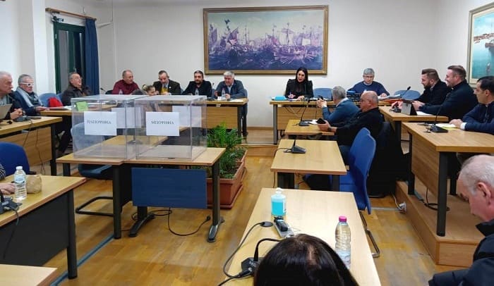 dimotiko prevezas 2024