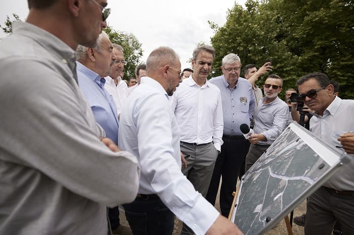 mitsotakis ardeutiko1