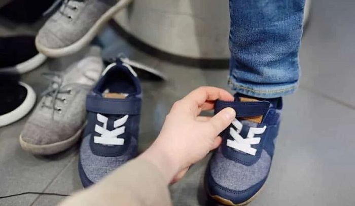 paidiko papoutsi lalas