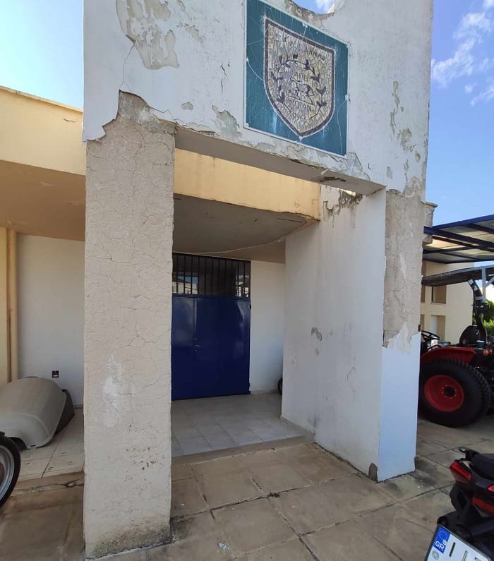 ΠΕΑΚΙ… Εικόνες… κατάρρευσης σε κτίρια! 1 peaki ktiria1