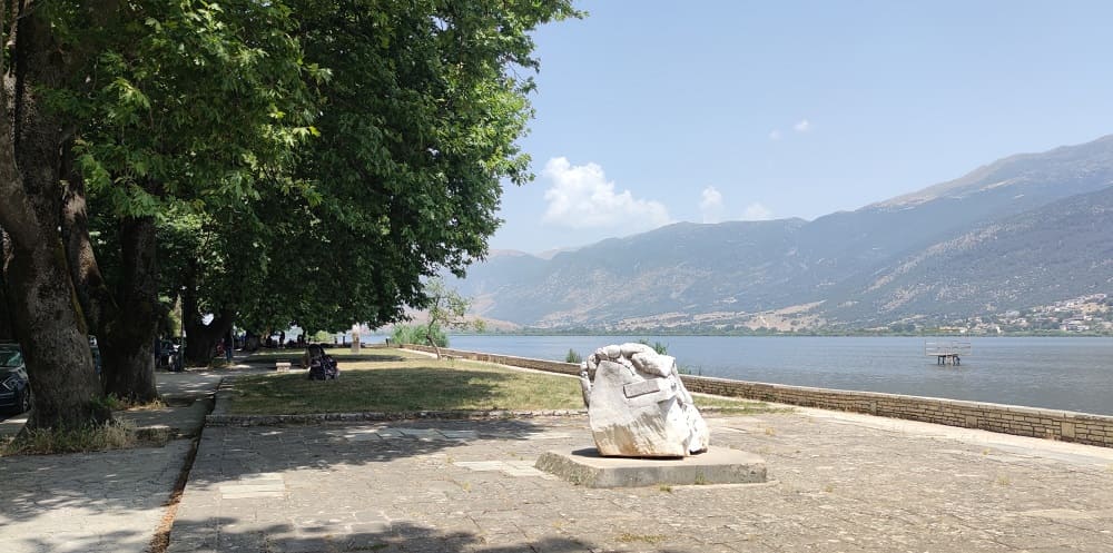 paralimnios kalokairi