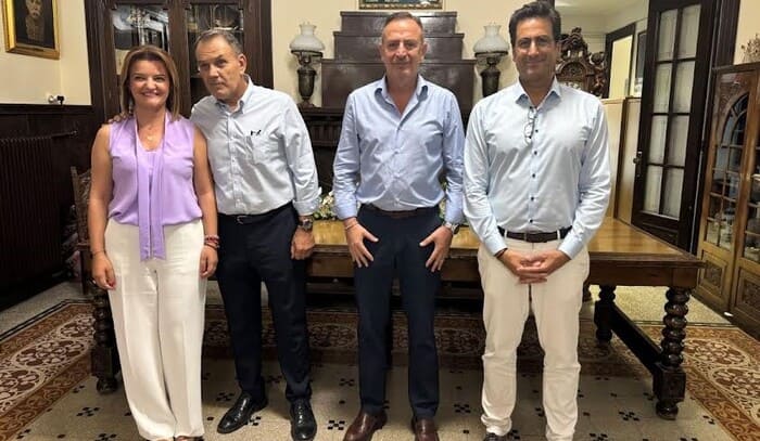 ipourgos metanasteusis