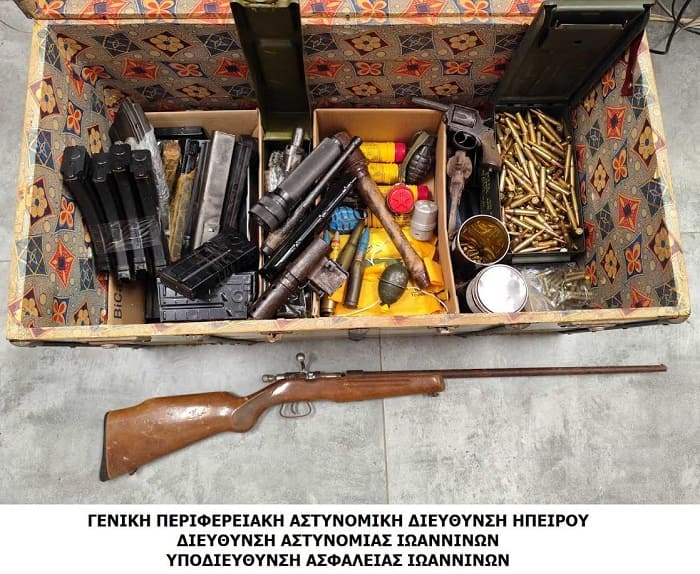 Κατασχέθηκε πλήθος πολεμικού υλικού στα Γιάννινα- Δύο συλλήψεις 1 polemiko iliko1