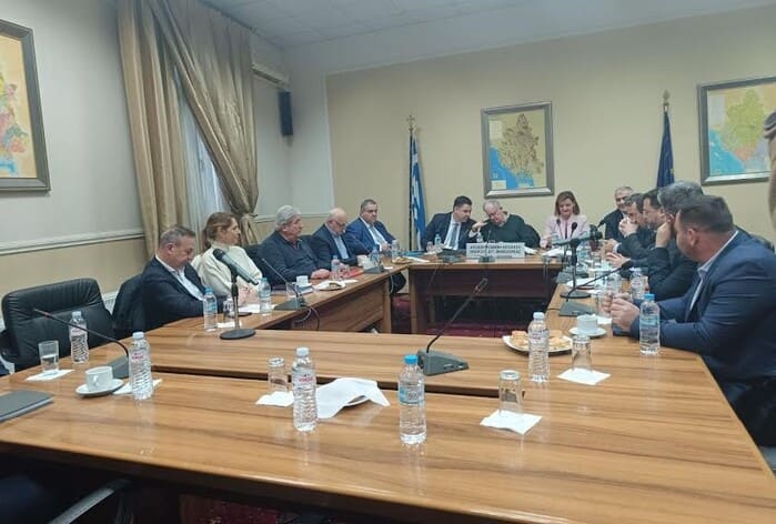 apokentromeni siskepsi