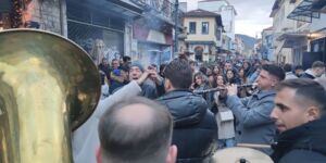 paramoni xristougenna