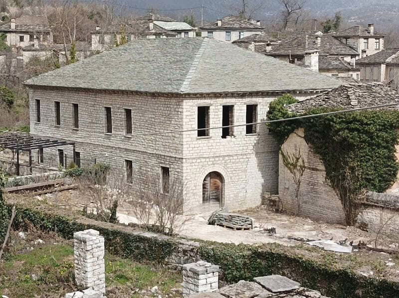 Δίλοφο: Έτοιμο το εμβληματικό Αναγνωστοπούλειο! 1 anagnostopouleio dilofo1