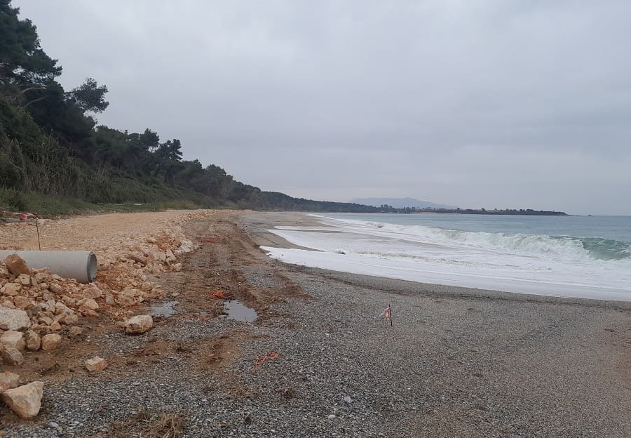 Μονολίθι… Τον ποδηλατόδρομο τον πήρε το κύμα!!! 1 podilatodromos1