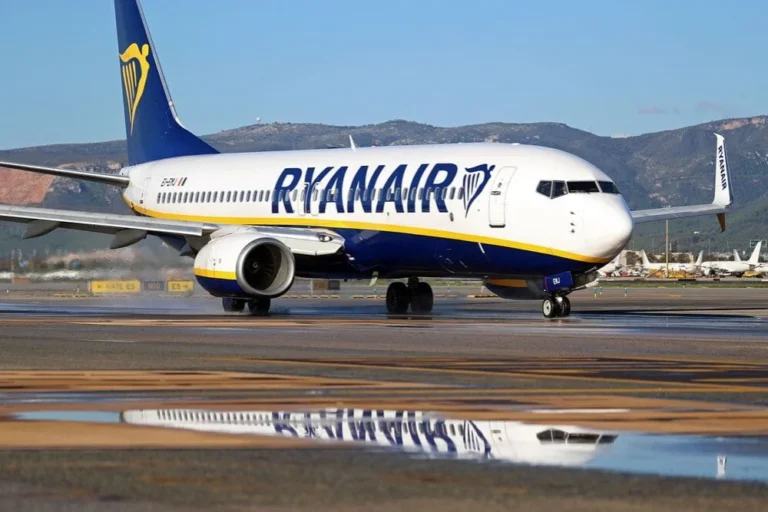Ryanair (3)