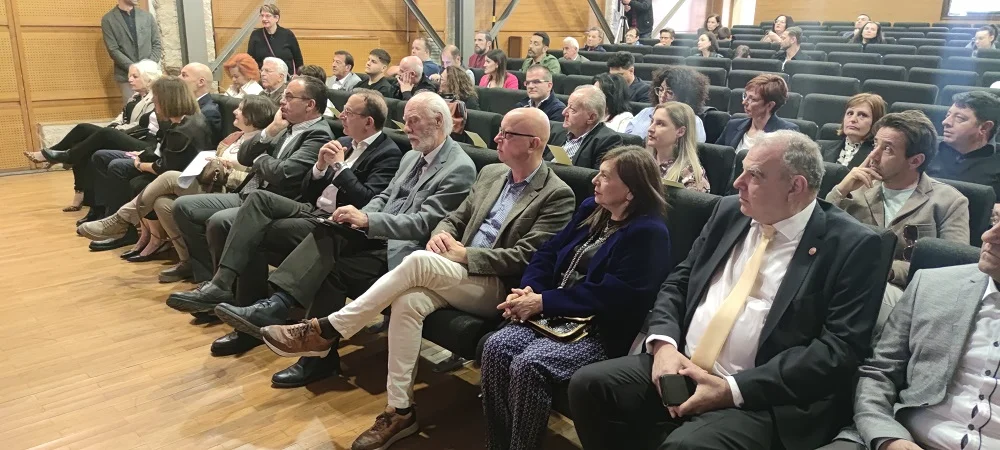 Η Γιαννιώτικη Αργυροτεχνία μπαίνει στη Σχολή Καλών Τεχνών: Στόχος η διεθνής αναγνώριση από την UNESCO 1 imerida argirotexnia