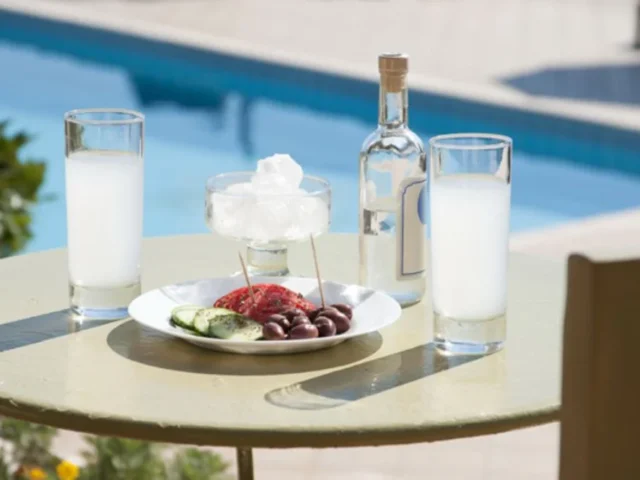 ouzo1